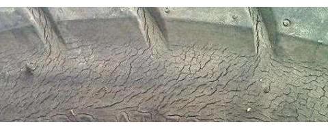 为什么轮胎要换新？一直补胎多省钱，修理厂还老想让我换新的