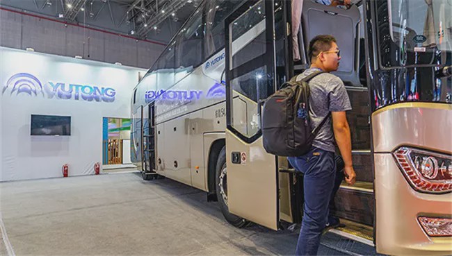 深挖车企财报：10家上市车企一毛不拔 宇通客车竟成最阔绰车企