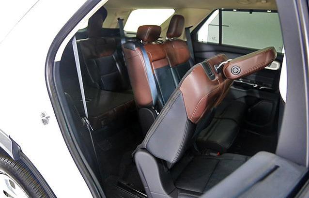 全新探险者实拍:30多万的纵置后驱中大型SUV,还有谁?