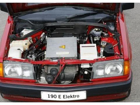 奔驰早在1990年就曾推出190E纯电动车 奠定了今日EQ车系基础
