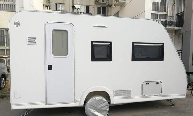 国六房车,大空间考斯特,佳乐三款车型亮相南京房车购车节