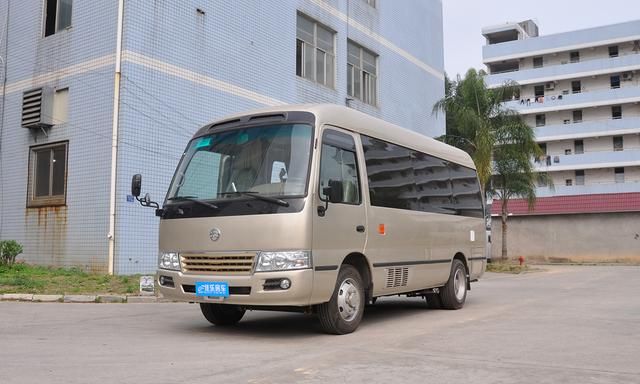 国六房车,大空间考斯特,佳乐三款车型亮相南京房车购车节