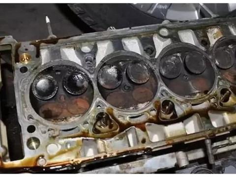 怎么知道发动机是不是积碳严重？车子出现这3种情况，基本就是了