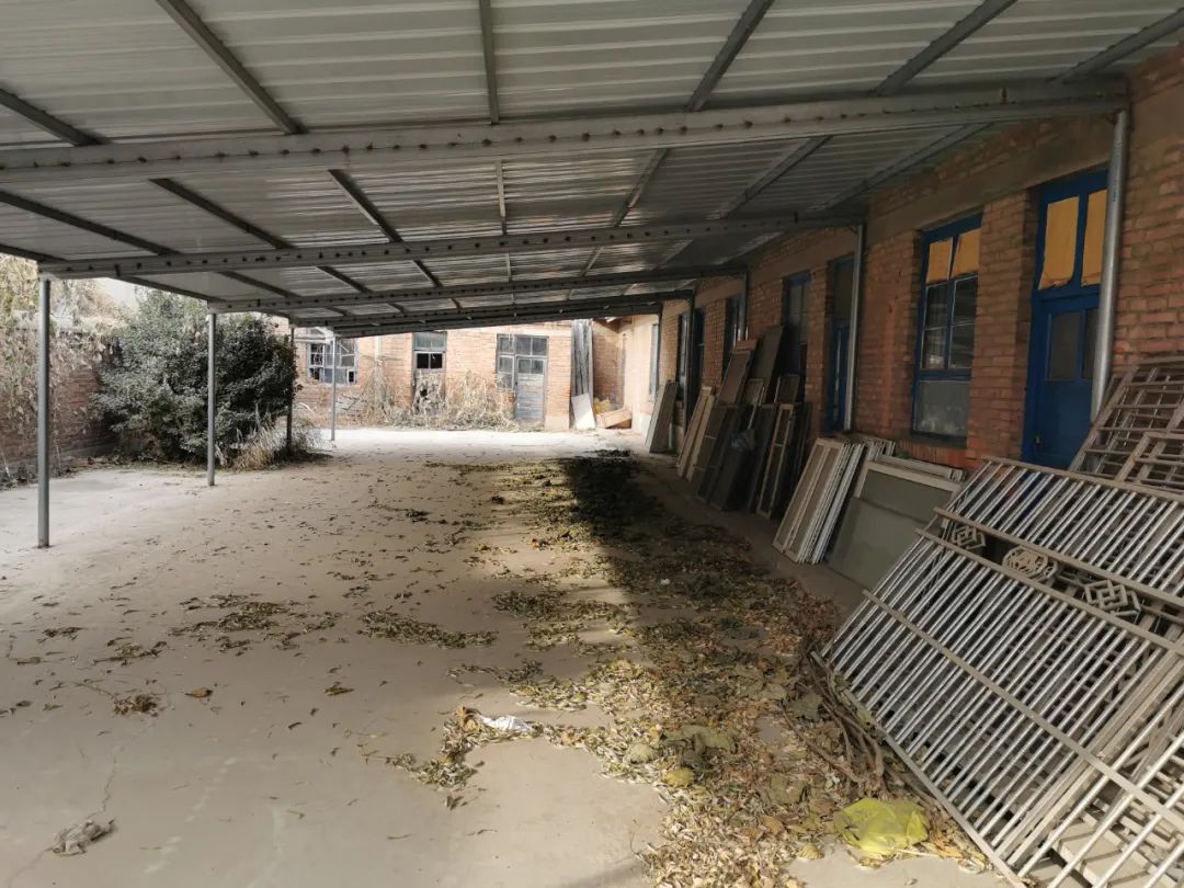  开展非法肾移植手术场地，位于河北新河县一废弃厂房。新京报记者 李英强 摄