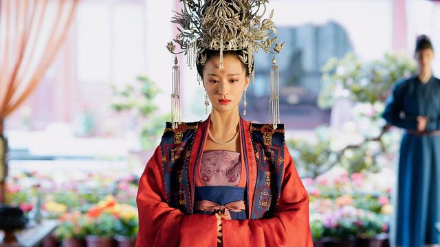 《清平乐:最受宠的张妼晗,为何在晋封为贵妃后"疯"了?