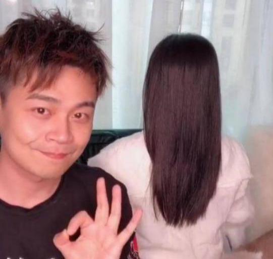 《王牌》沈涛老婆曝光,竟是节目递话筒的女生,网友看到都酸了