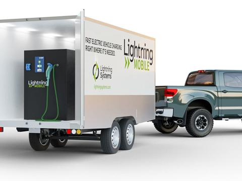 如何便利地为电动汽车充电？Lightning Systems有妙招