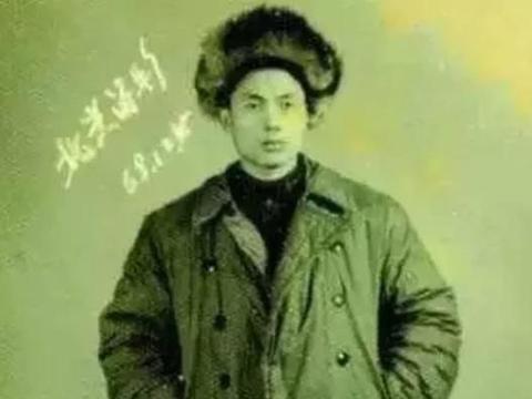 温州首富，为造车散尽家财！30年前他造的纯电汽车便续航200公里