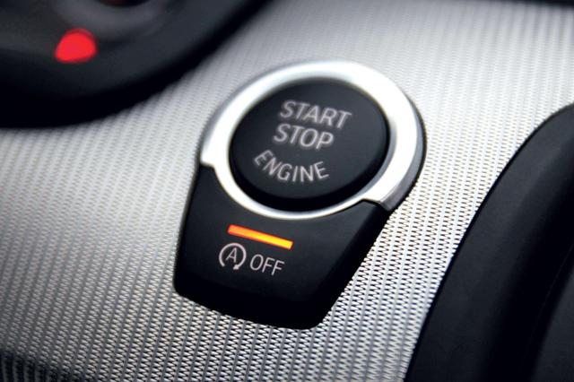 功能老司机上车就关，新手却拿它当“宝”，市区最好别打开