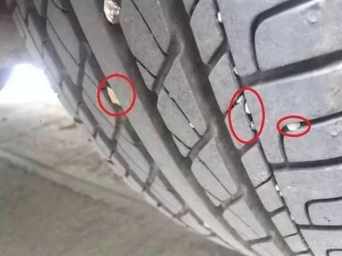 轮胎缝里有石子有什么危害？如何清理？