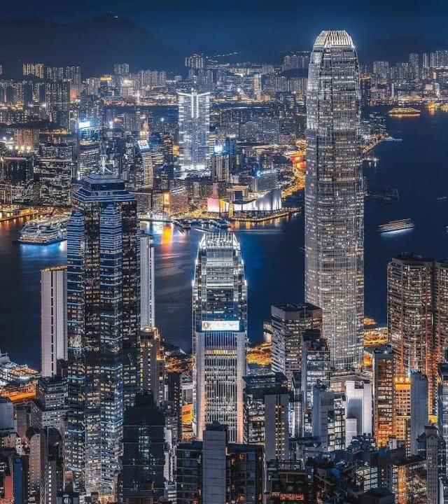 航拍中国最美的8大城市夜景,你最喜欢哪个城市,有你家乡吗?