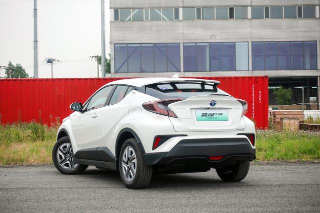 动静皆宜,NEDC续航400km,场地试驾一汽丰田奕泽IZOA E进擎