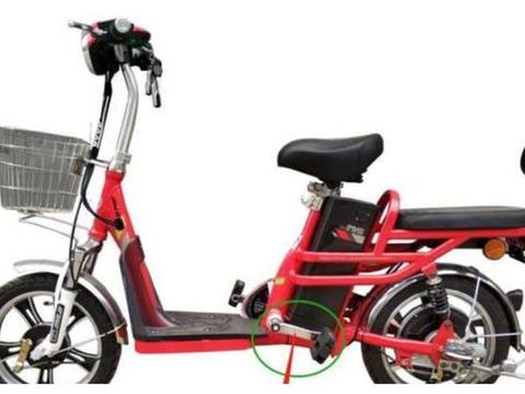 新国标电动车脚踏板惹争议，车主：这就是“遮羞布”