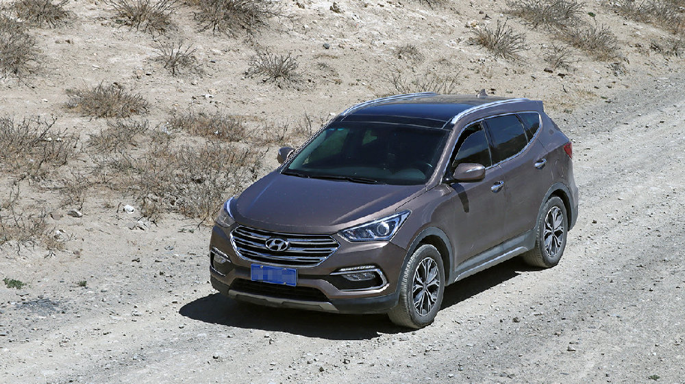 十几万买台小汉兰达？2017款现代胜达2.0T似乎问题不大