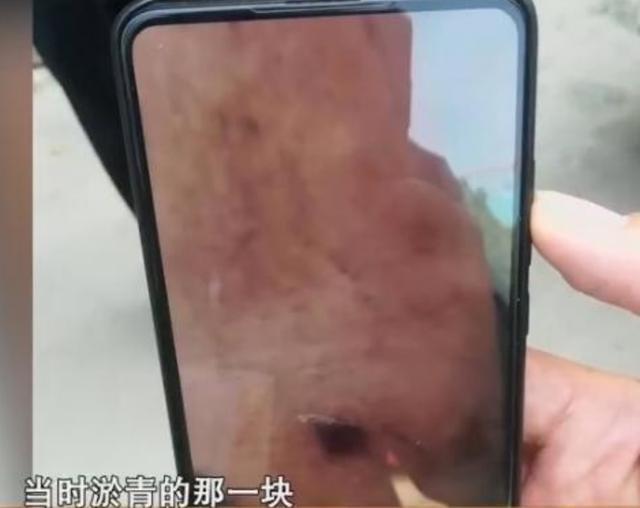 外卖骑手上门送餐,却被屋内宠物狗咬伤?狗主人:没牙印不算咬