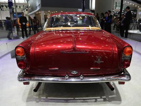 实拍玛莎拉蒂3500GT古董老爷车，上世纪50年代最优雅跑车！