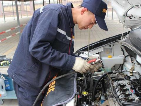 汽车保养有哪些项目？大保养和小保养怎么区分？