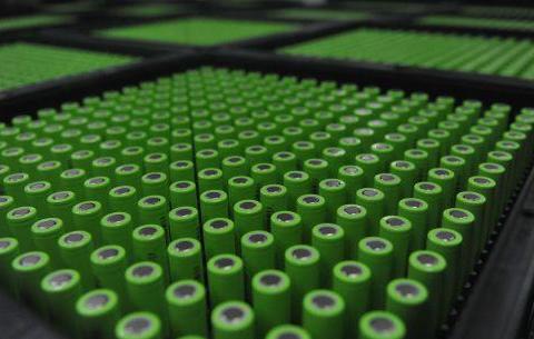 宁德时代称有三种技术优于比亚迪刀片电池