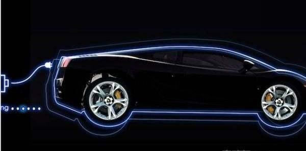 电动汽车放在室外雨淋有事吗，电动汽车淋雨注意事项