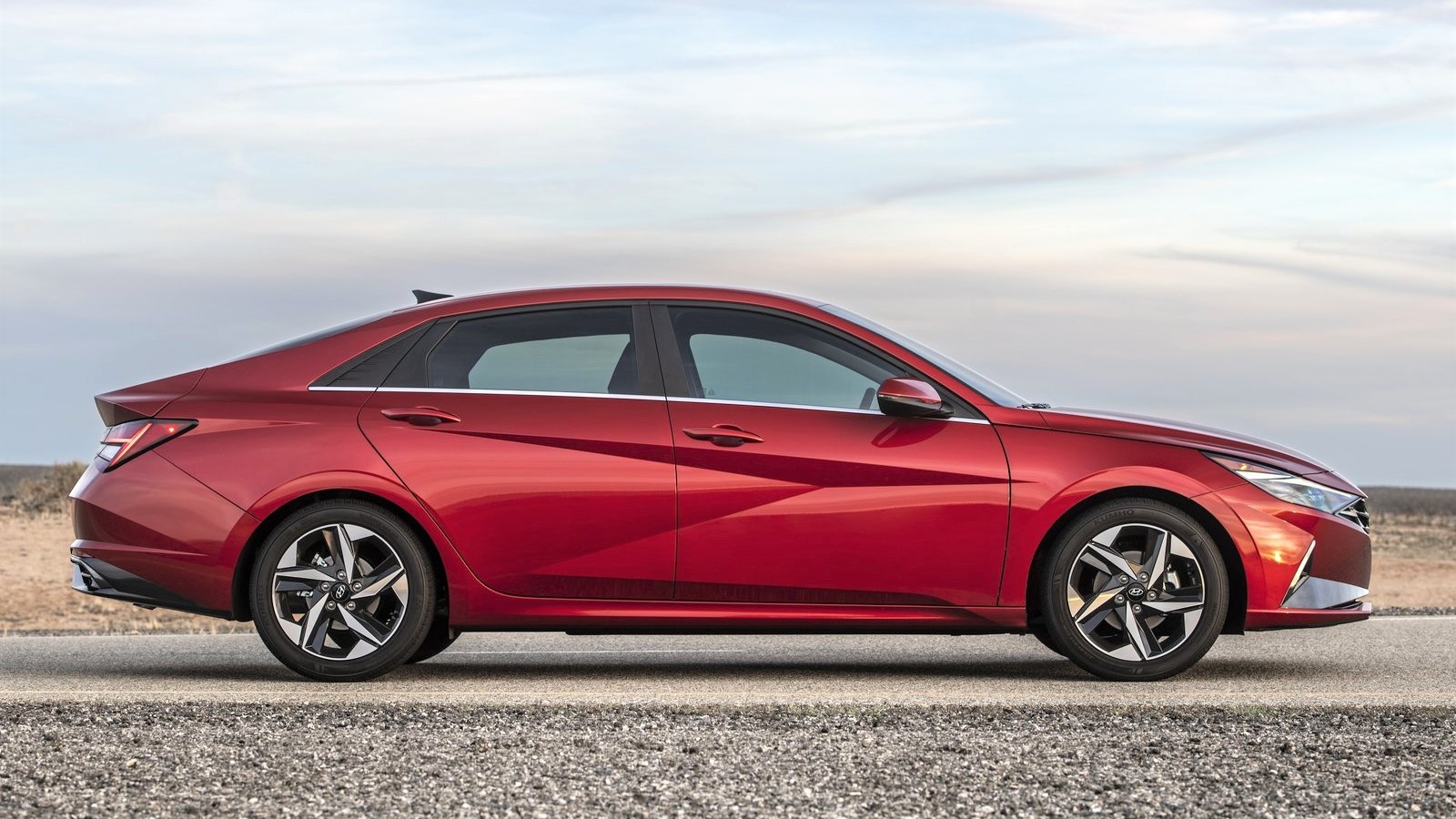 国产起亚K5来了!下半年热门新车扎堆申报!