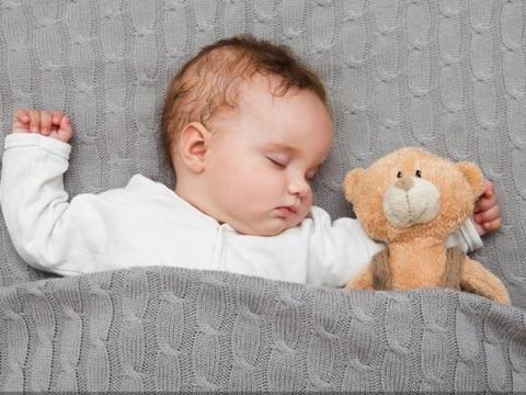 宝宝不睡午觉的原因是怎么形成的？