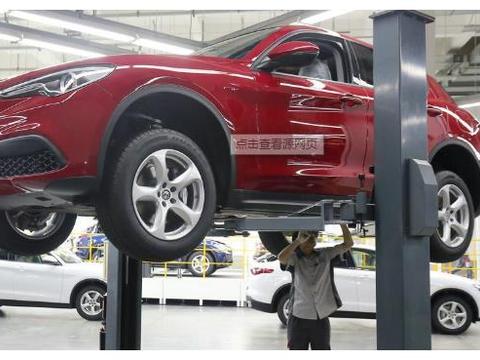 为啥买车后，4S店要把车放一夜才让车主开走？老销售说出猫腻