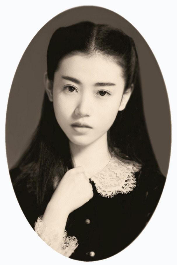 民国传奇女作家一生拥有过3000多个男人,28岁跳海自尽
