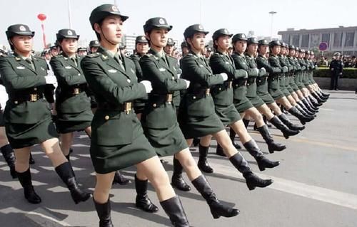 中国女兵几十万,为啥很少听说有退伍的,你知道吗
