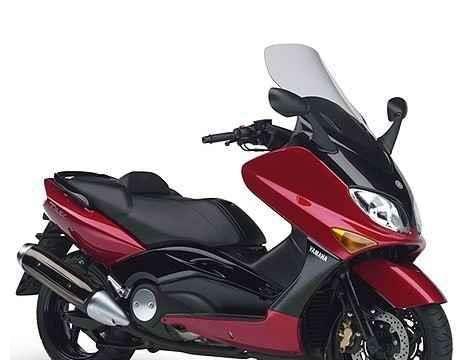 电动车被强制安装脚踏板，车友：咋不连后视镜一起安上？