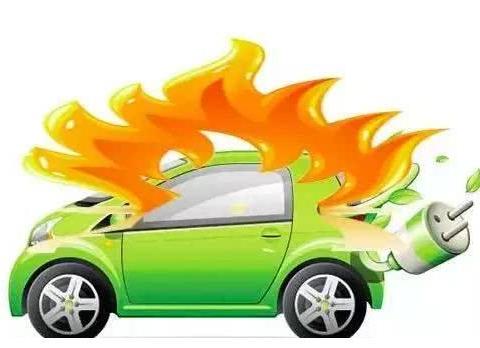 为何新能源汽车自燃频发？！电池热失控是主要原因！