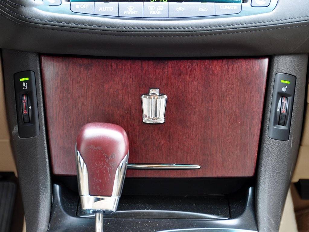 一手好牌打到烂,从89万跌至20万无人问津,网友:富都不过三代?