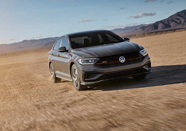 Jetta GLI陆续开卖,或引进国内,2.0T有231匹,运动化外观