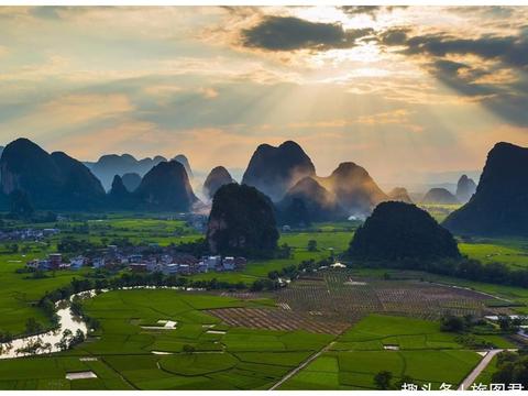 为何有人说土豪都在国内旅游，穷人才去国外？你如何看待这件事