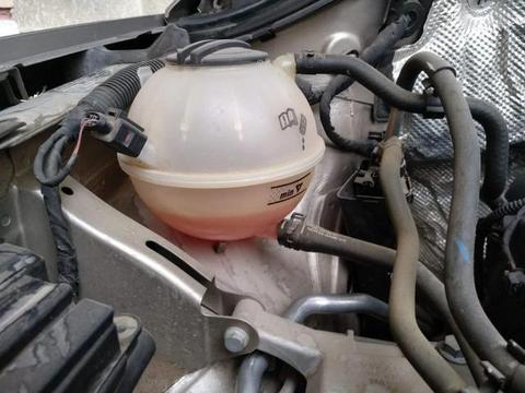 天热开车，这6个位置最容易犯毛病！