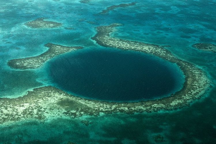 墨西哥湾哥伦比亚丨一场被遗忘的悲剧，真相终于浮出水面？