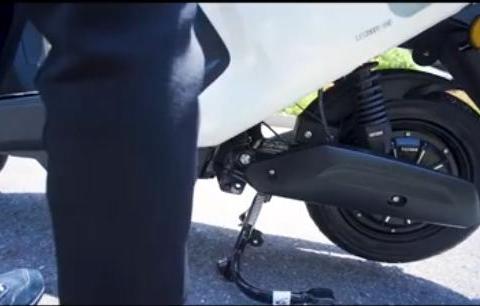 防盗的电动车，终于找到了更正确的打开方式