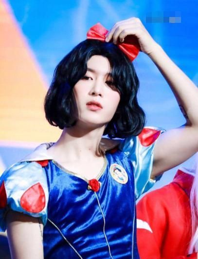 有种美艳叫"男扮女装":王俊凯王源最甜美
