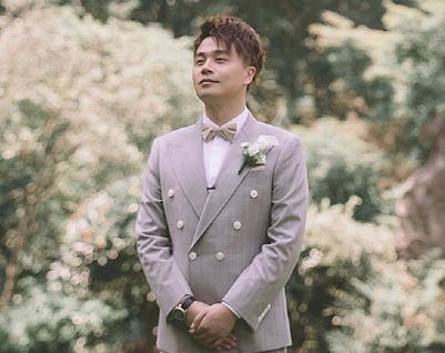 《王牌》主持沈涛婚礼曝光,新娘高颜值气质佳,男方激动泪洒现场