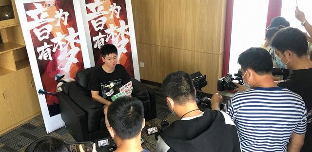 逆境中的造梦者:90后首位破亿导演陆可坦言“音为有梦”