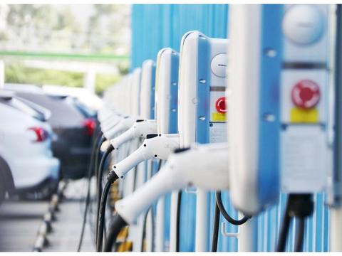 电动车自燃事故频发 三项强制性国标直指“安全”