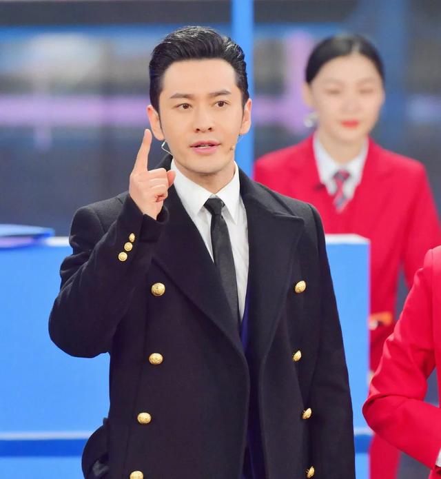 黄晓明直播间委屈发言惹人疼,而这些不过脑的行为,惹人厌也不冤