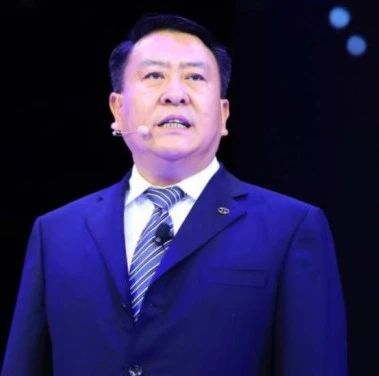 “两会”看汽车 | ​徐和谊：汽车融入智慧城市建设