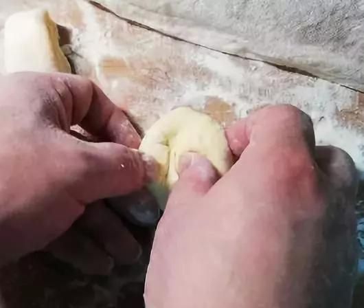 美食做法推荐——奶香红薯饼