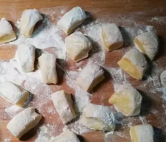 美食做法推荐——奶香红薯饼