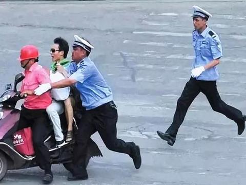 电动车“4禁”来了？交警：骑电动车规矩点，别等被罚款再喊冤！