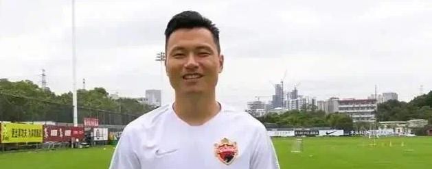 深足正式回归,郜林三个月内完成中甲征程,冲超奖金也没了