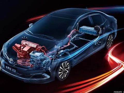 暴雨天气让新能源汽车车主面临糟心事，保险公司往往建议报废处理