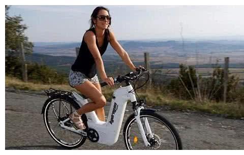 小伙发明电动车替代品，15公里成本仅需1块，还不用充电