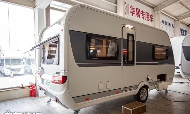 适合一家4口的房车,整车德国进口价格30万出头,2张大床真舒服