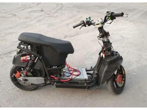 又一电动车新规落地，最高罚10万，车主：我的车才多少钱？